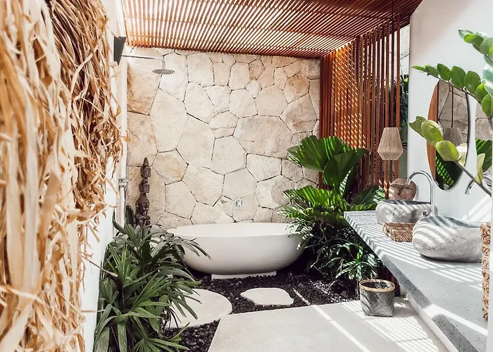 Beyond Bespoke * Seminyak (Bali)