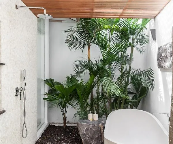 Villa Beyond Bespoke Seminyak (Bali)