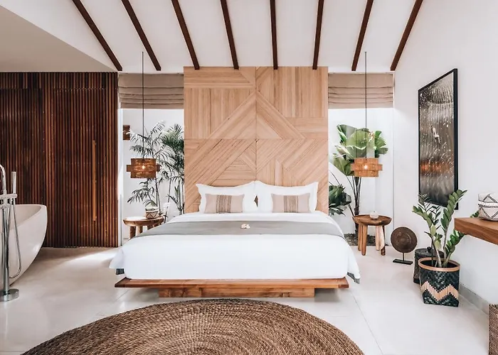Beyond Bespoke Seminyak (Bali)