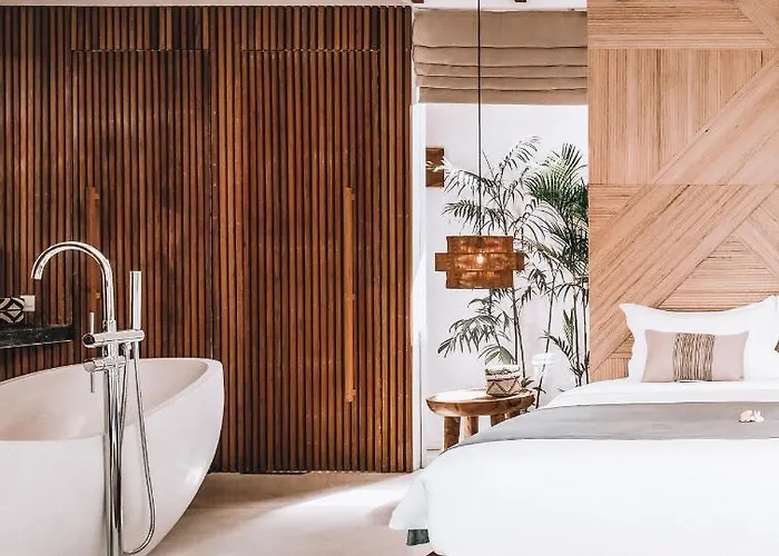 Villa Beyond Bespoke Seminyak (Bali)